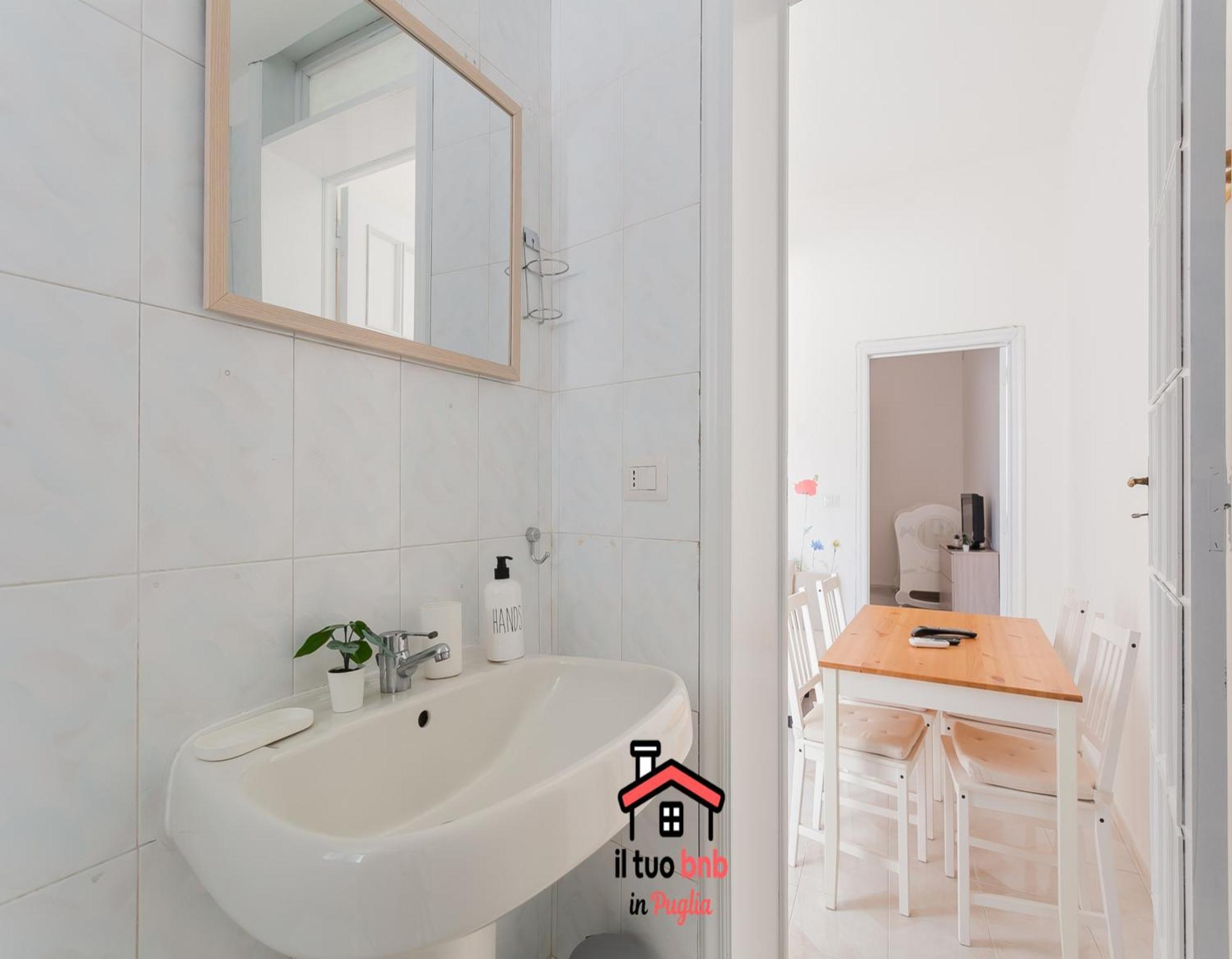 Casa Bianca Bnb,Big Terrace,10 Min Airport Beaches ビトント エクステリア 写真